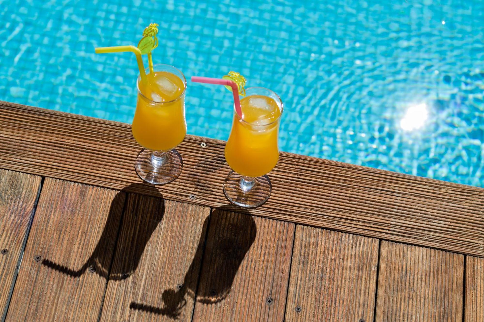 Atlantis Hotel Karpathos Bagian luar foto