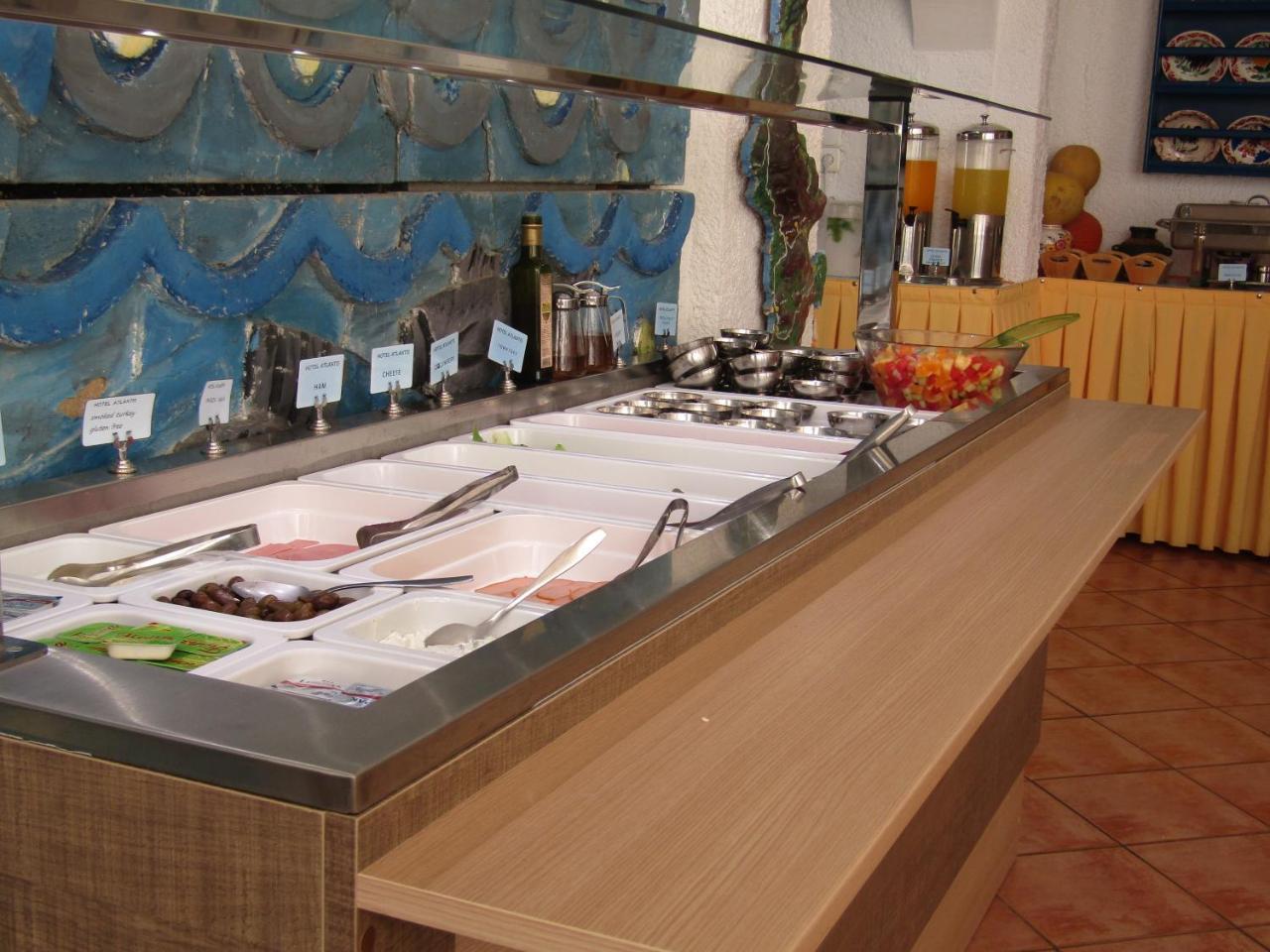 Atlantis Hotel Karpathos Bagian luar foto